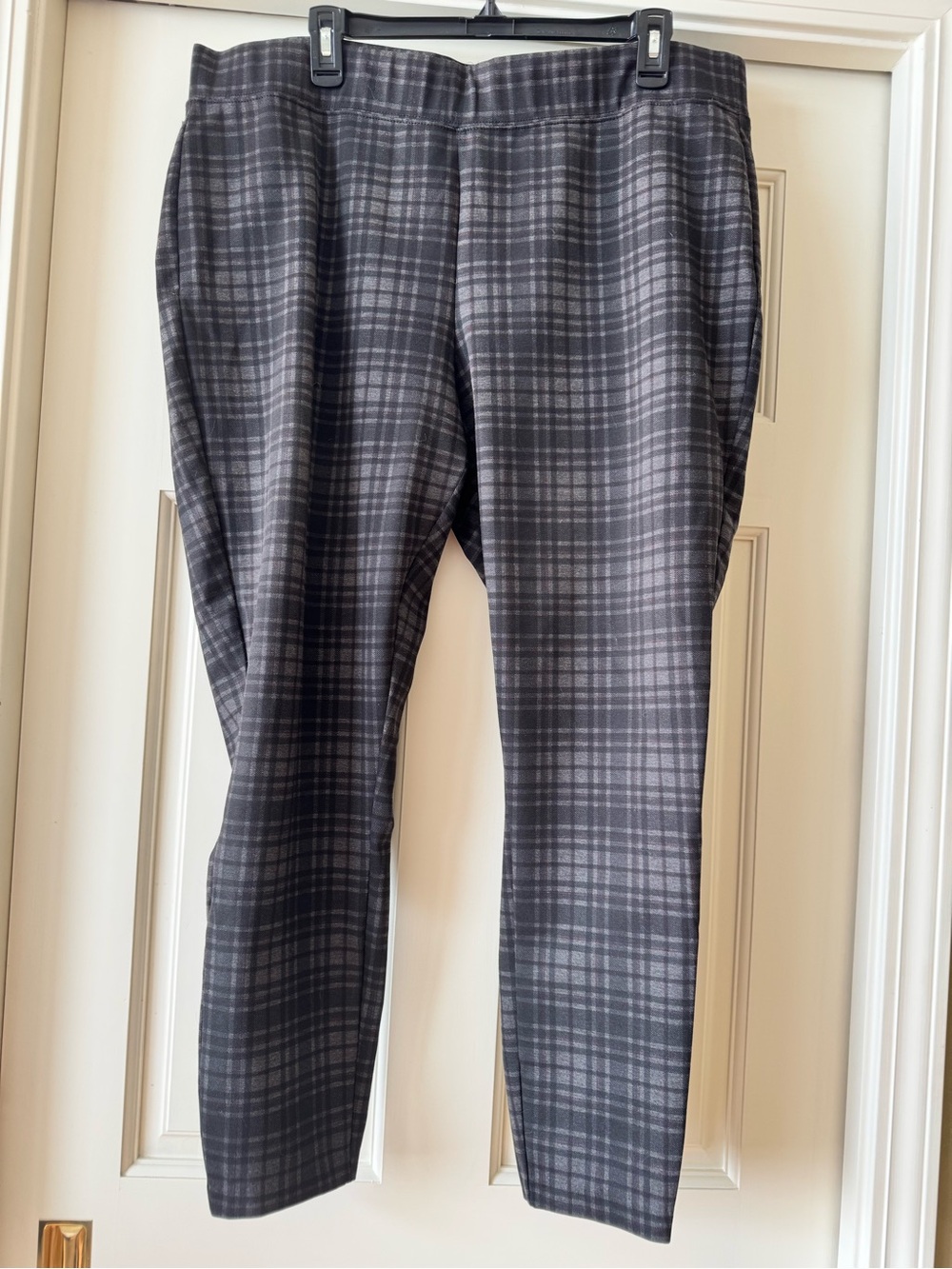Women's Gray Plaid Dress Pants